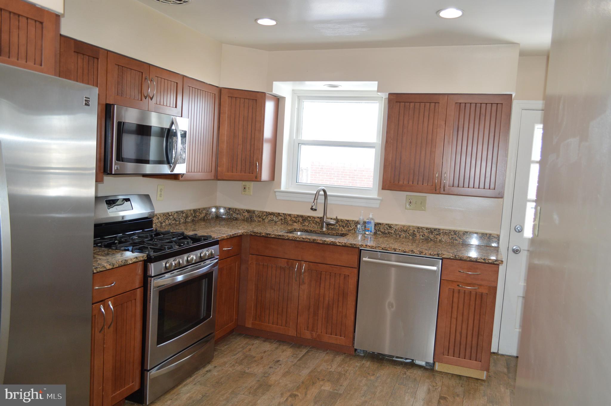 10110 Portland Road Silver Spring, MD 20901 - Photo 9 of 39