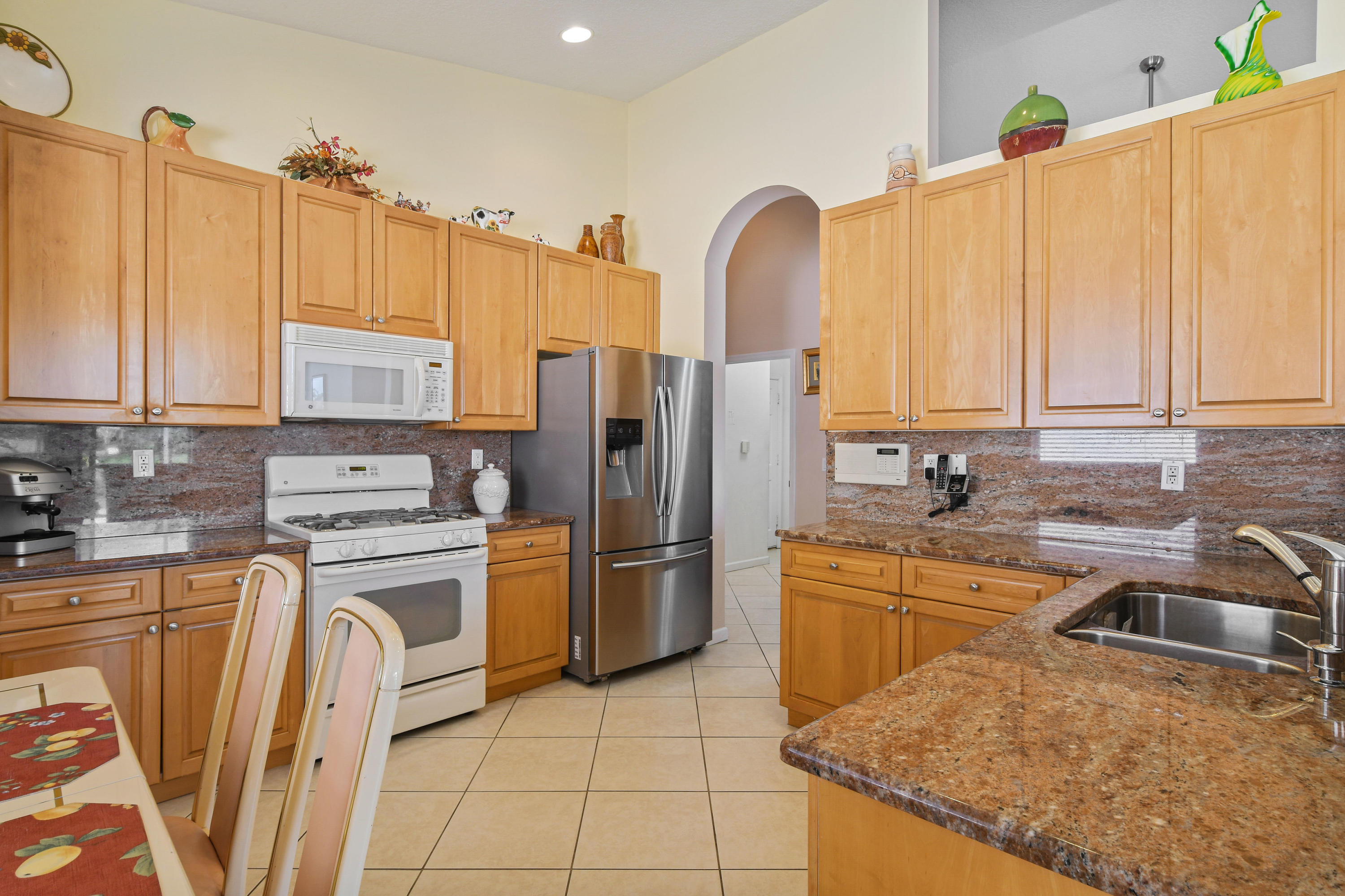 420 Springview Loop Port St. Lucie, FL 34986 - Photo 14 of 78 420NWSpringviewLoop_17