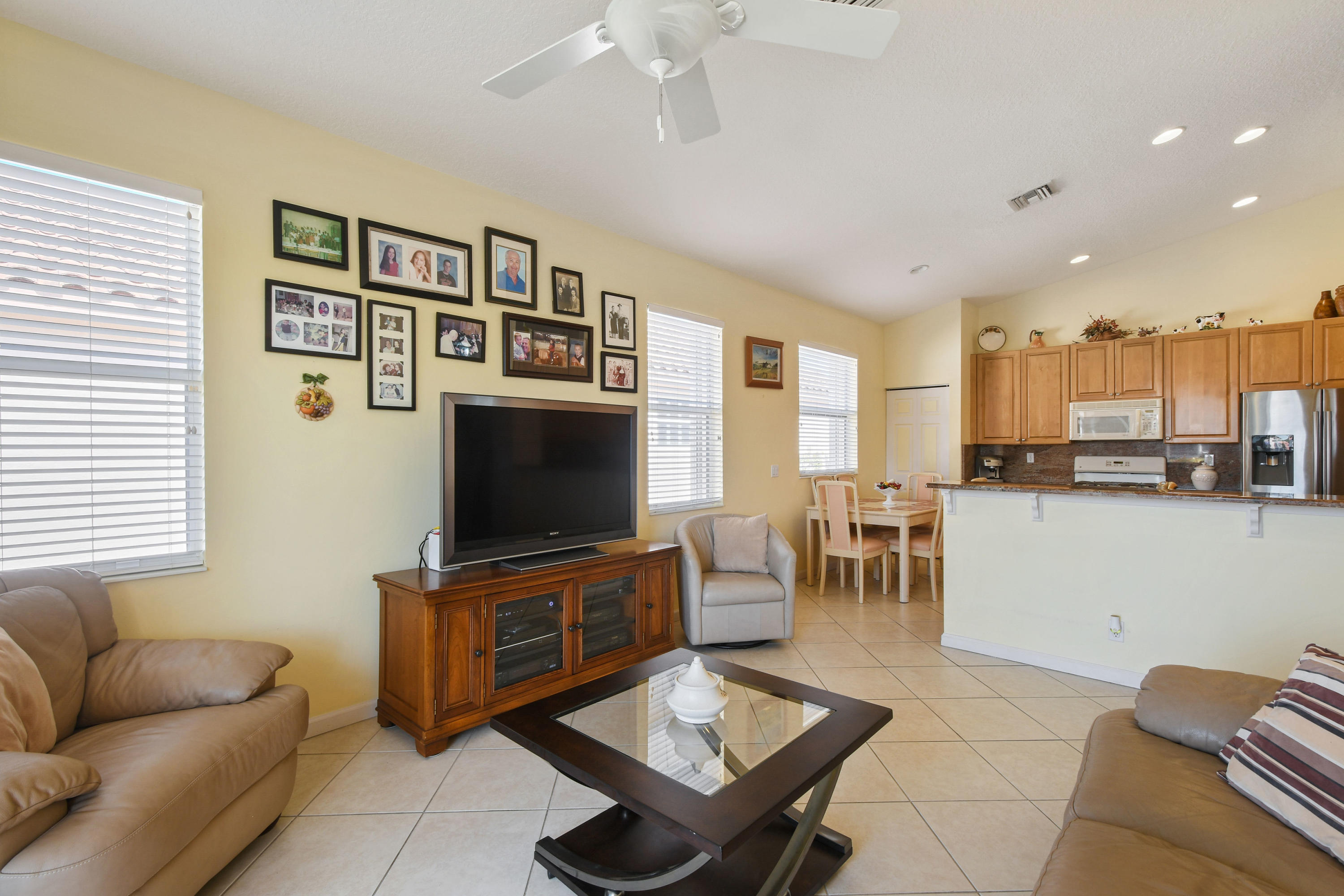 420 Springview Loop Port St. Lucie, FL 34986 - Photo 20 of 78 420NWSpringviewLoop_23