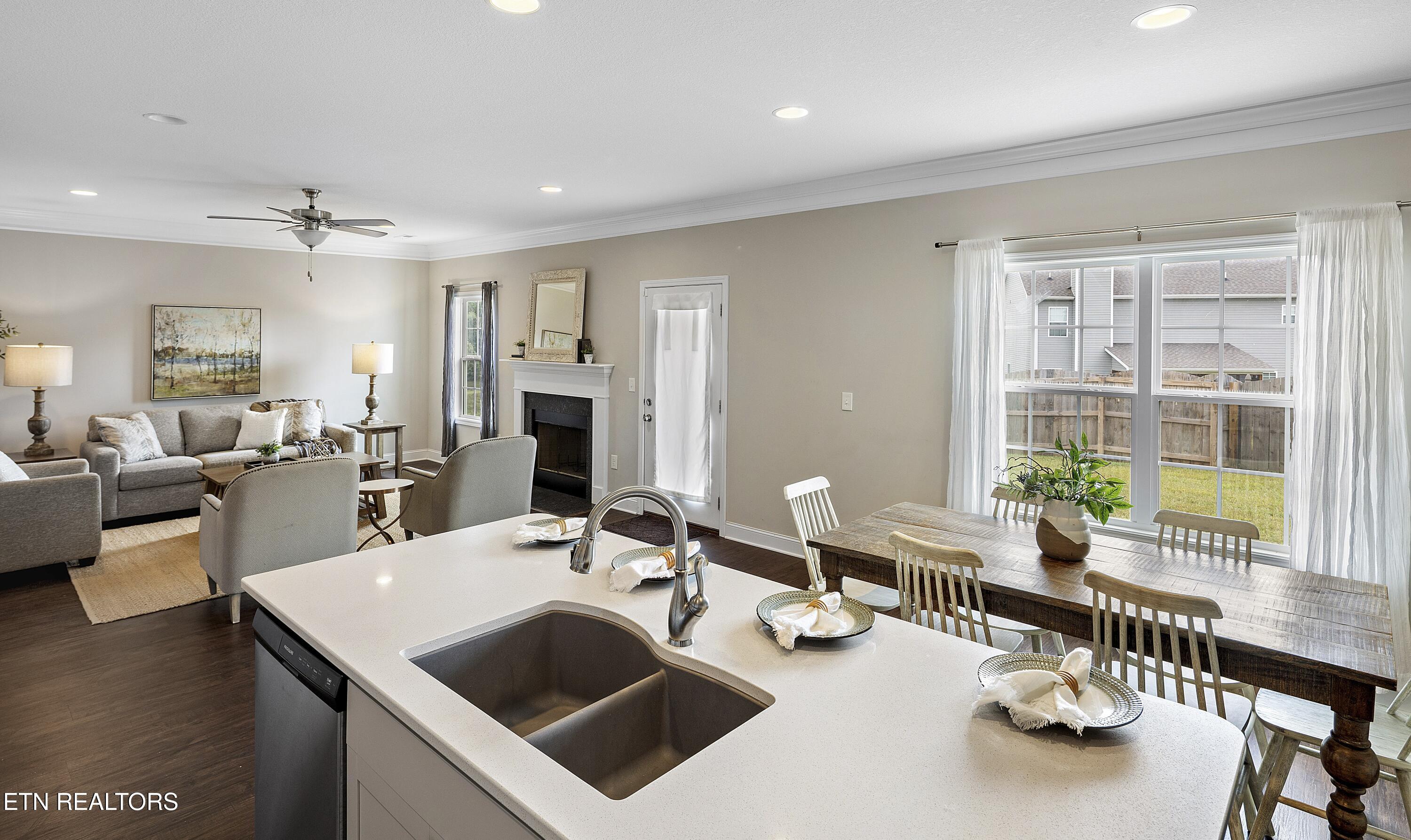 1234 Solstice Drive Powell, TN 37849 - Photo 13 of 32 L40A4292