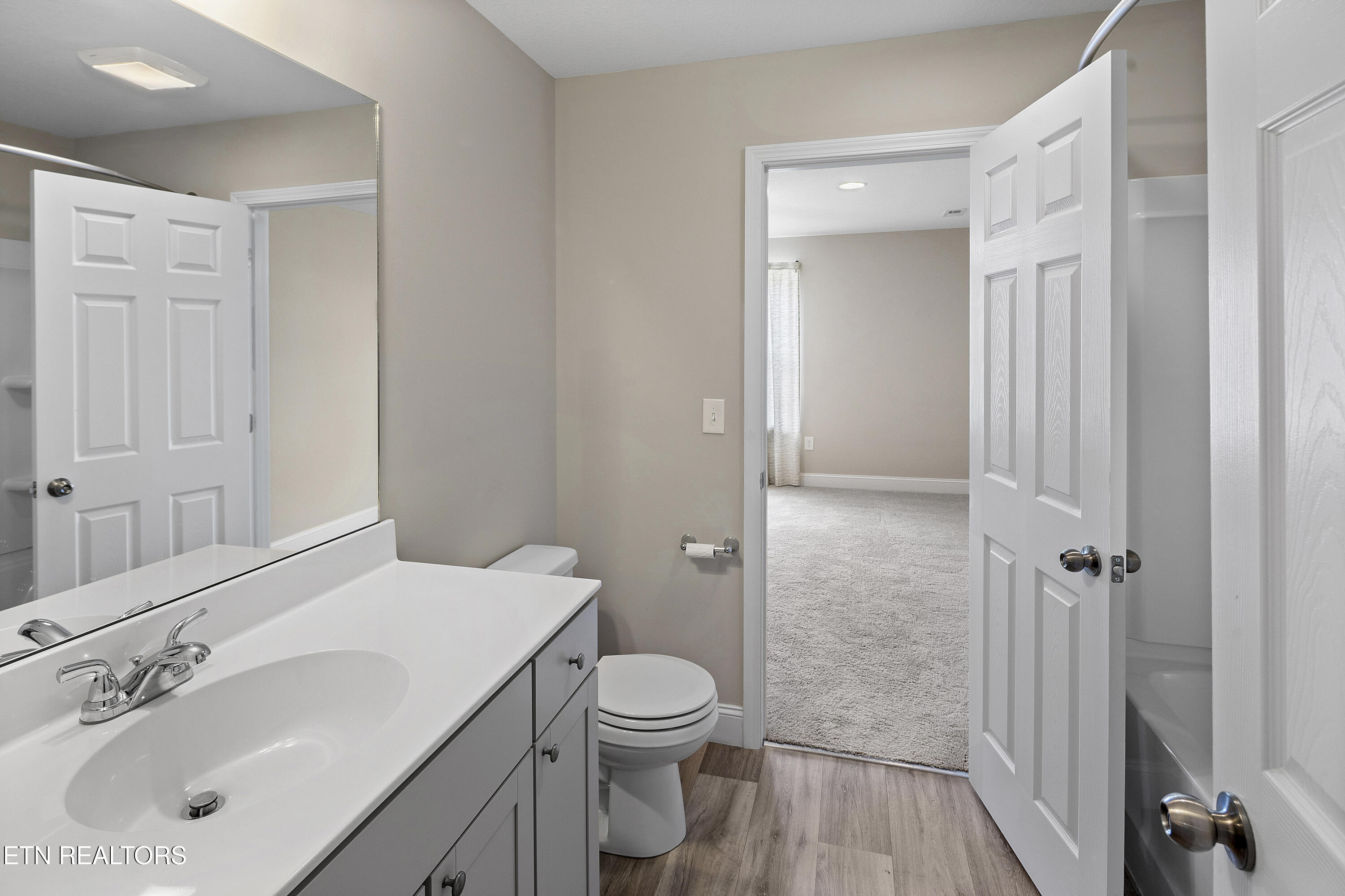 1234 Solstice Drive Powell, TN 37849 - Photo 24 of 32 L40A4304