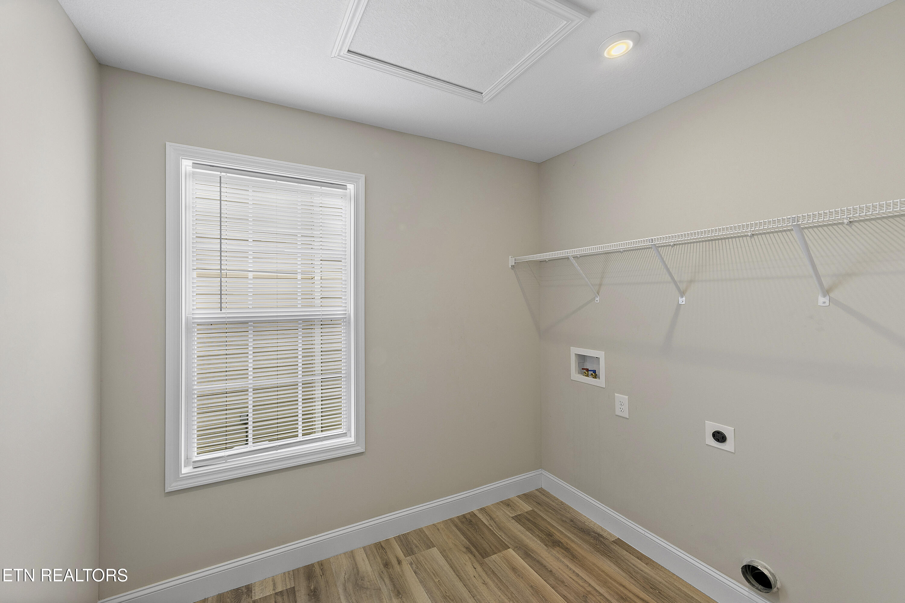 1234 Solstice Drive Powell, TN 37849 - Photo 26 of 32 L40A4310