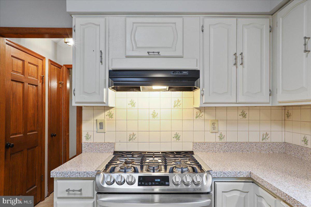 34 Foxchase Road Tabernacle, NJ 08088 - Photo 14 of 46 Kitchen (Gas Cooking)