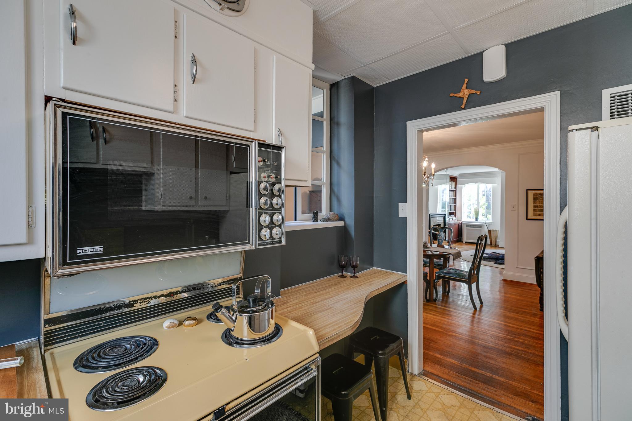 2139 St James Place Philadelphia, PA 19103 - Photo 19 of 50