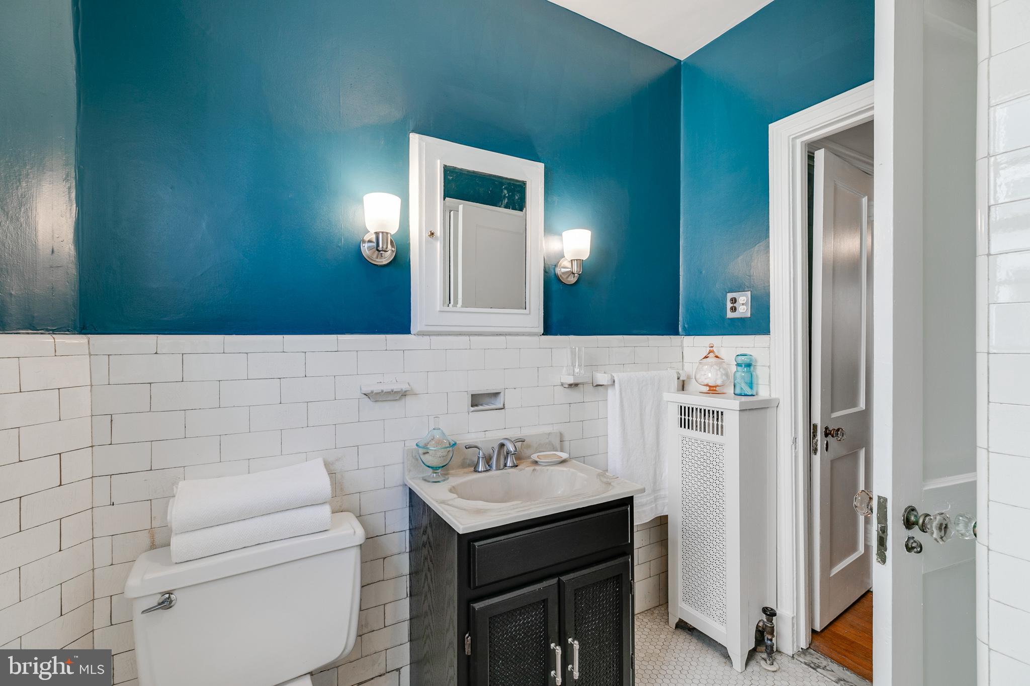 2139 St James Place Philadelphia, PA 19103 - Photo 29 of 50