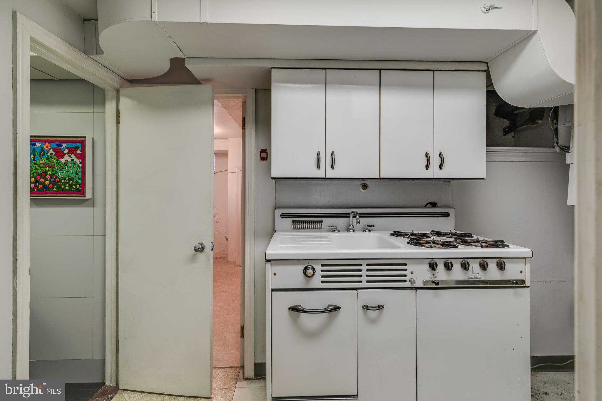 2139 St James Place Philadelphia, PA 19103 - Photo 46 of 50