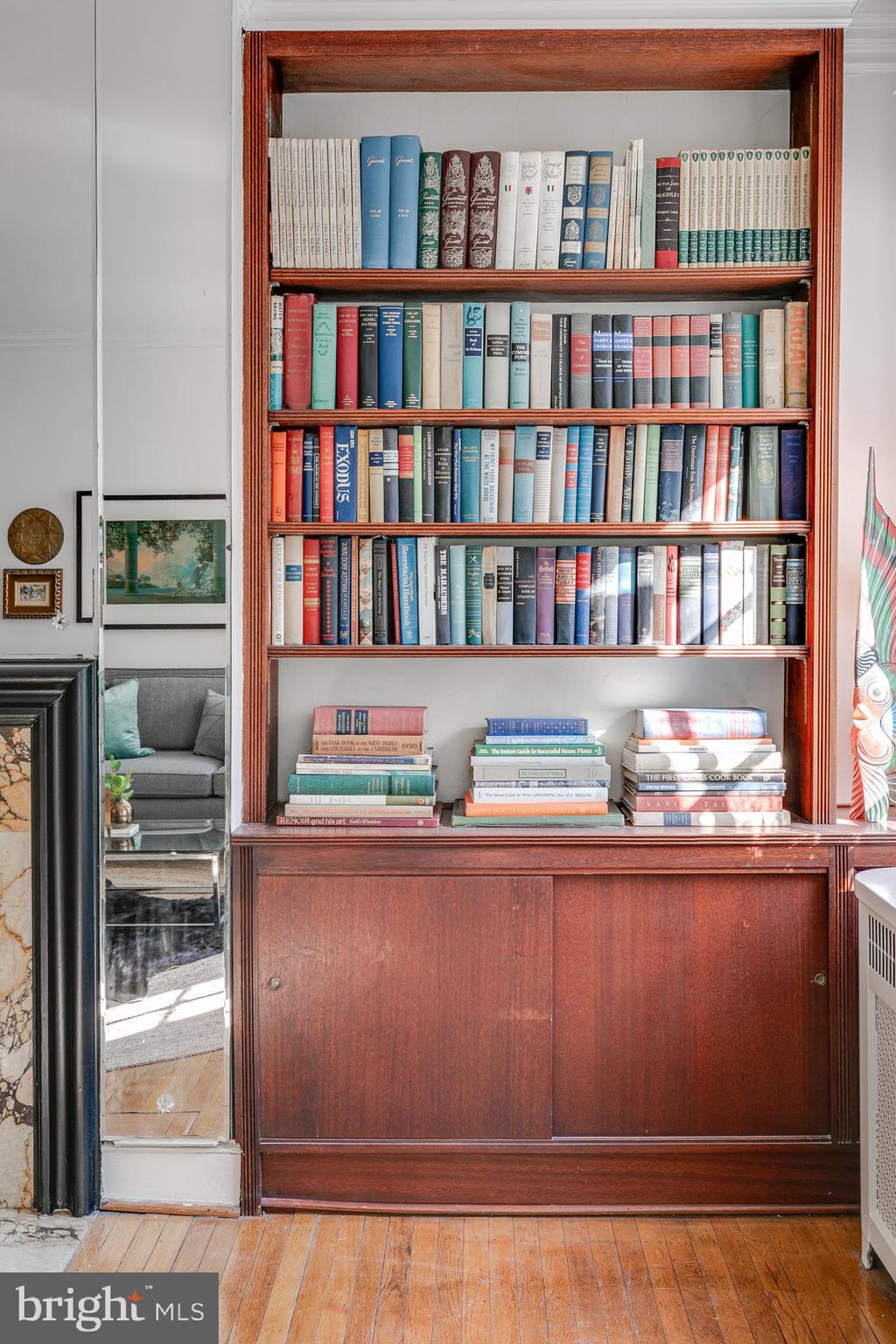 2139 St James Place Philadelphia, PA 19103 - Photo 8 of 50