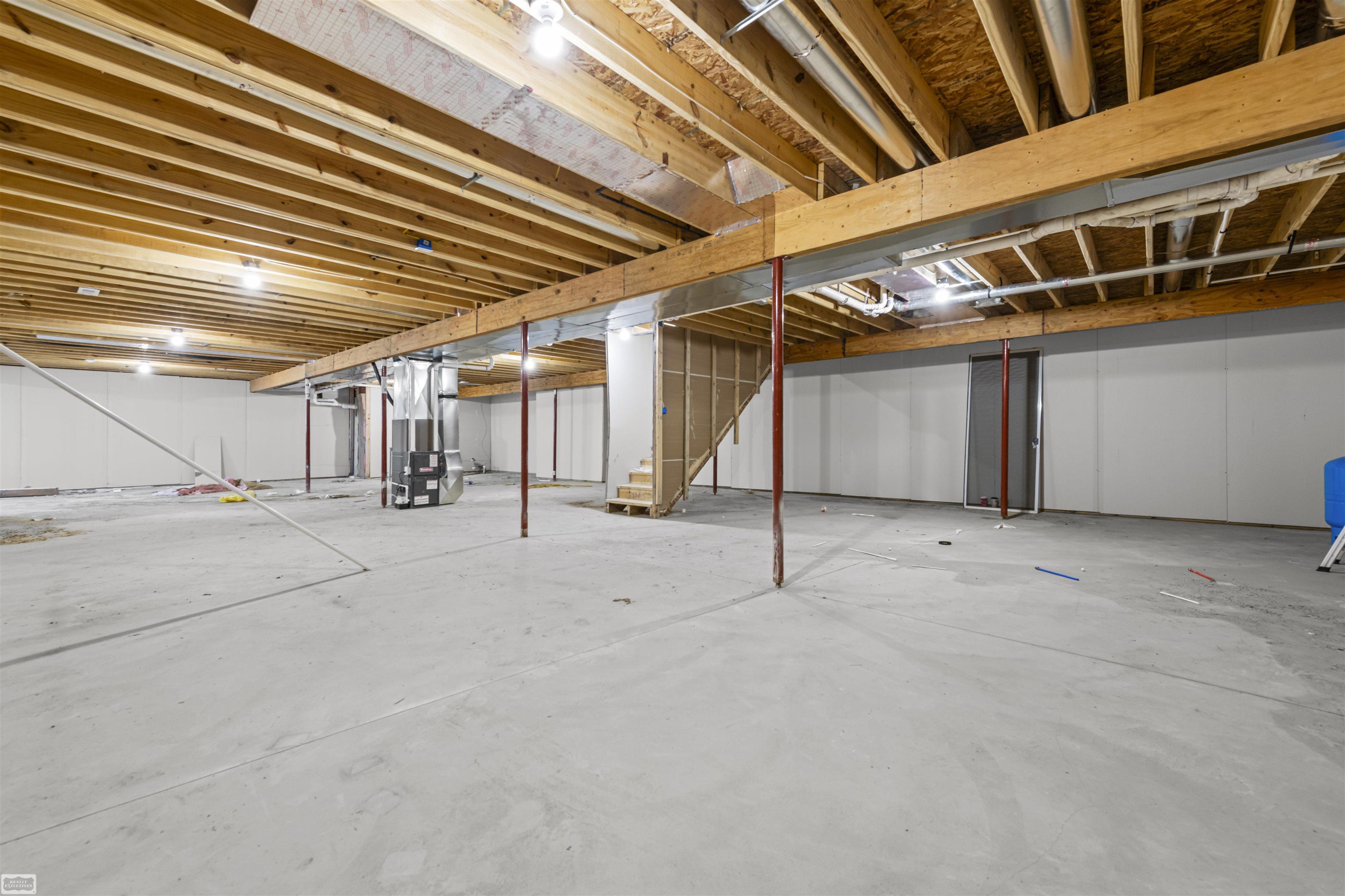 7082 Springborn Road East China, MI 48054 - Photo 27 of 29 50205292-dfb13875-c2a3-4e9c-b5c3-d5bf55107cf3.JPG