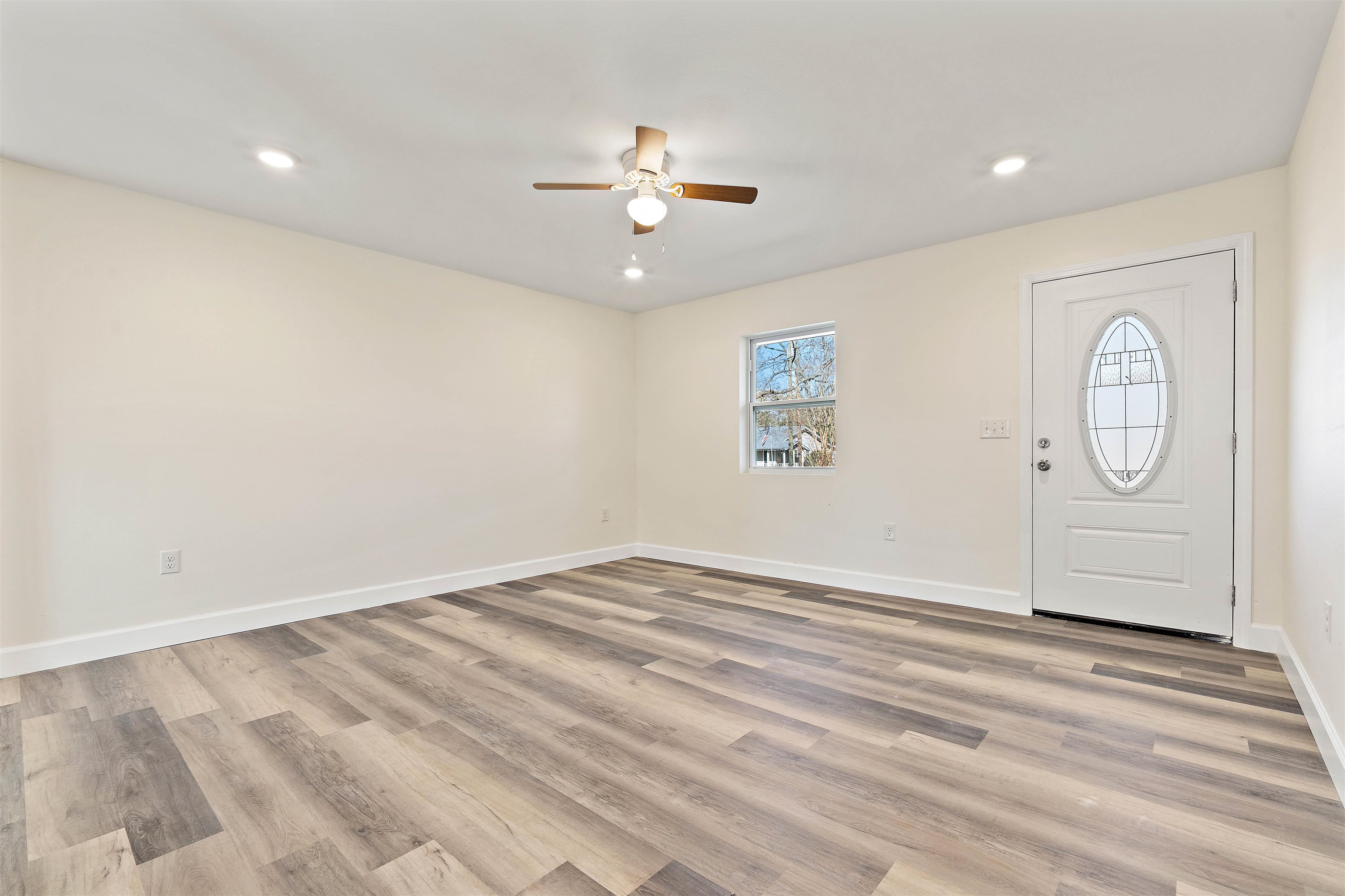 410 East Mango Street Bay Minette, AL 36507 - Photo 3 of 26