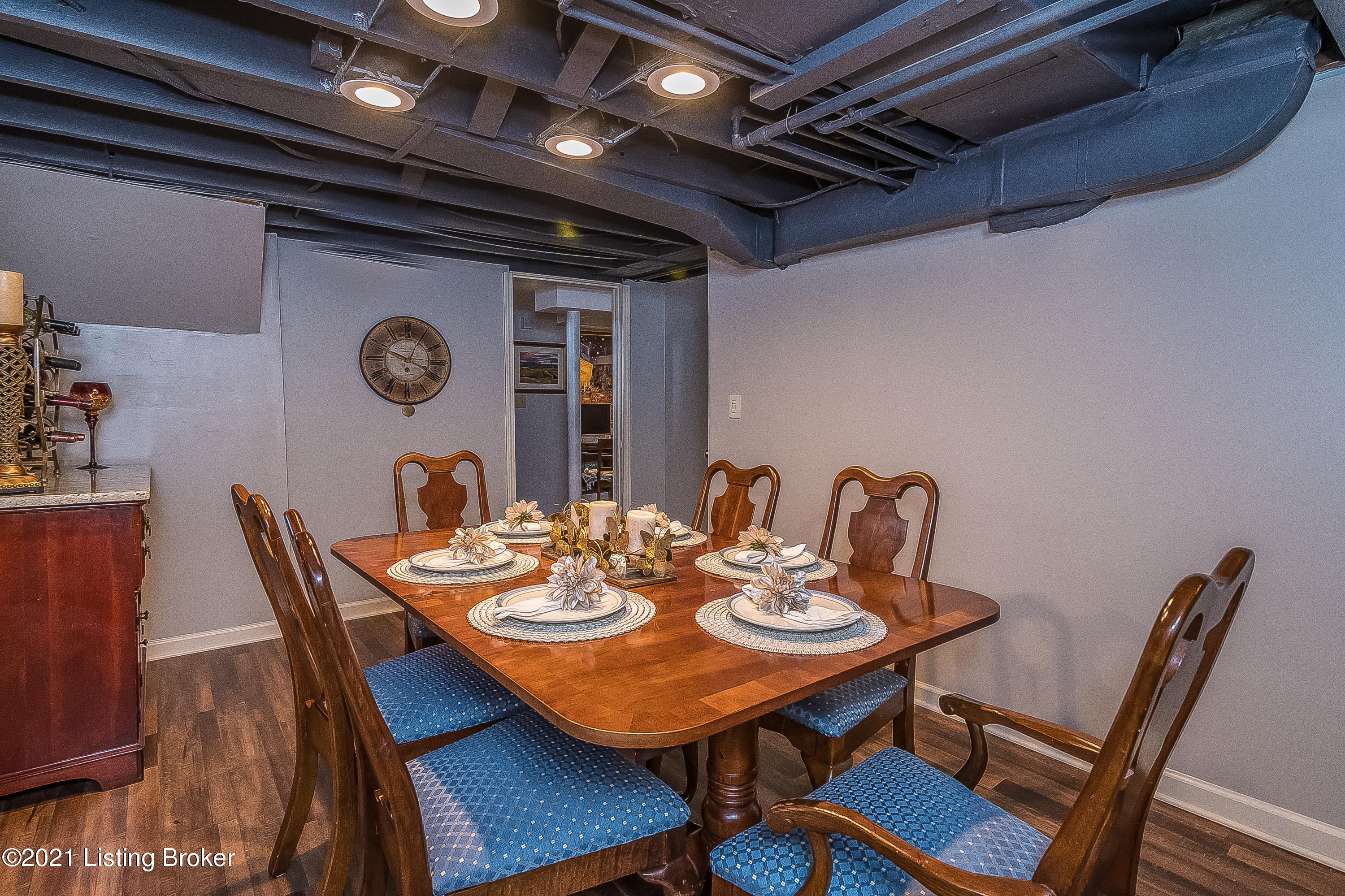 4108 Springhill Road Louisville, KY 40207 - Photo 24 of 31 DSC_2052