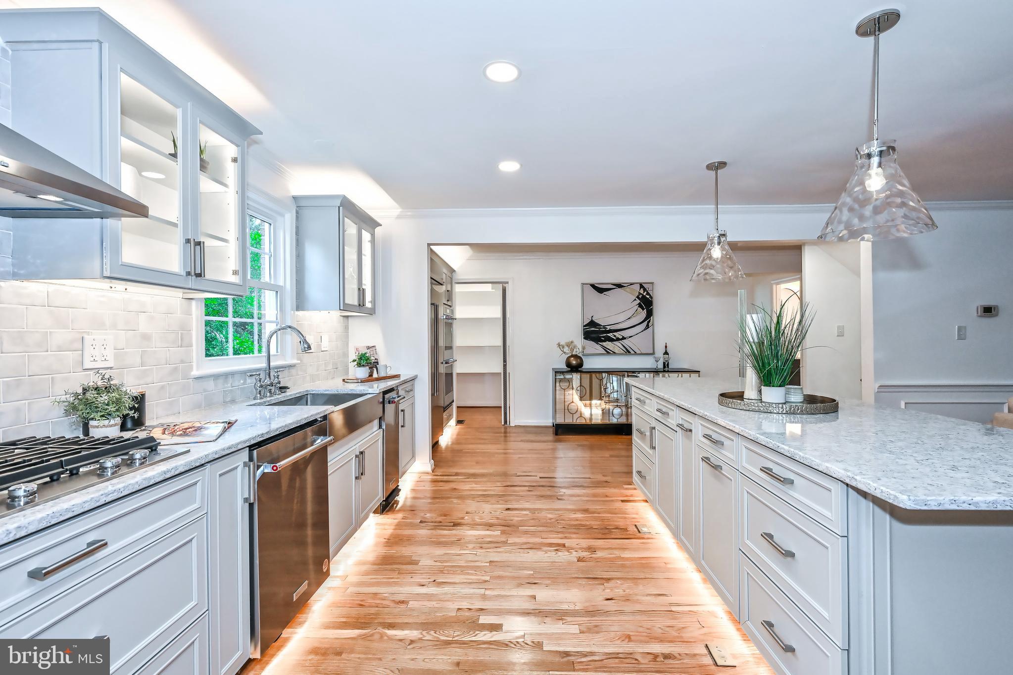 4410 Boxwood Road Bethesda, MD 20816 - Photo 17 of 101 Totally Updated, Open Kitchen