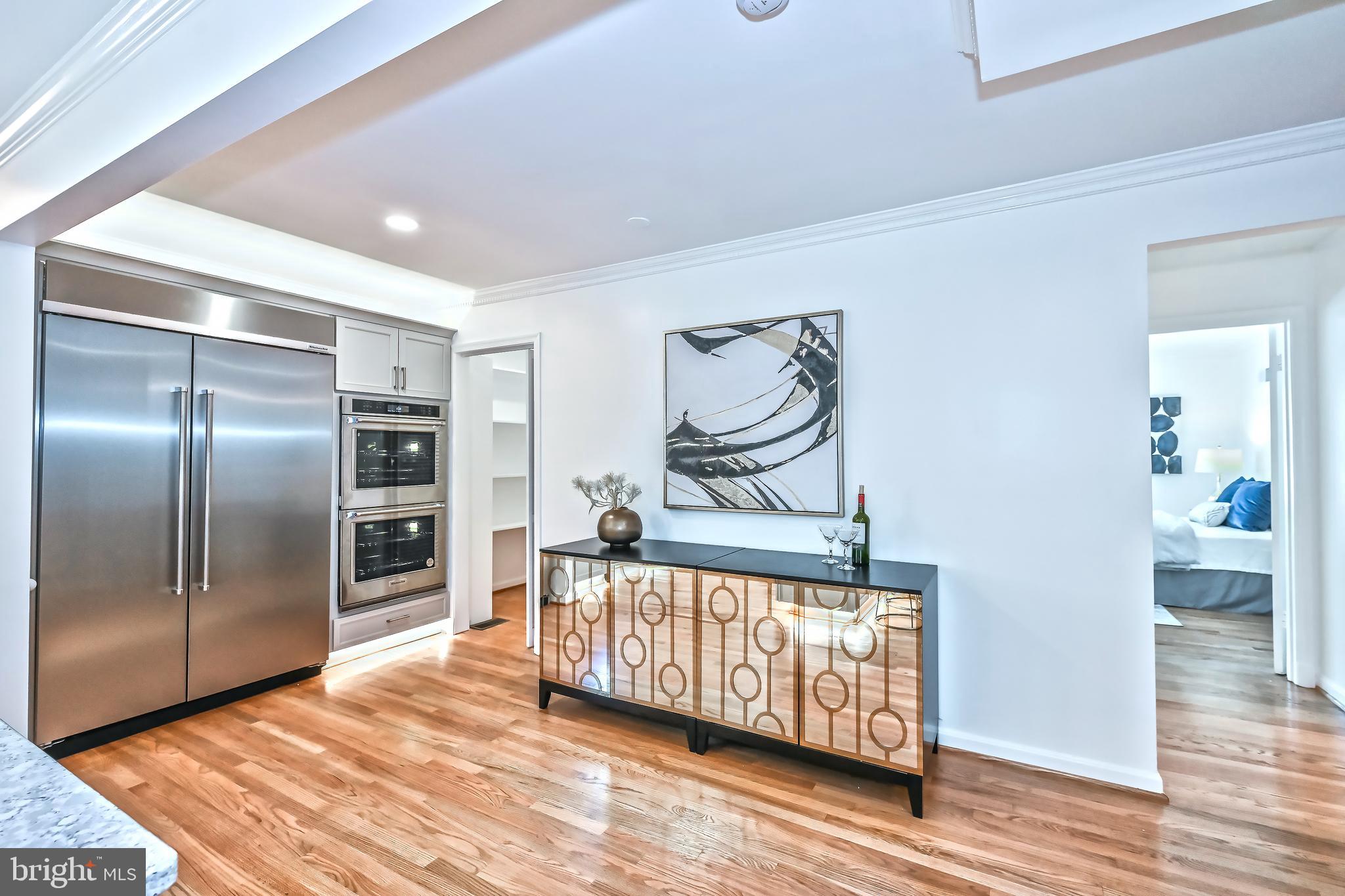 4410 Boxwood Road Bethesda, MD 20816 - Photo 25 of 101 Totally Updated, Open Kitchen