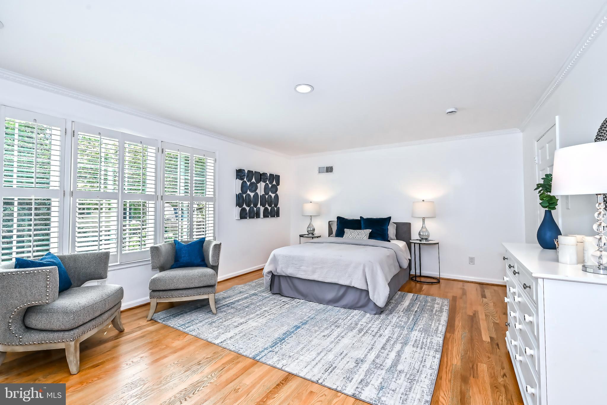 4410 Boxwood Road Bethesda, MD 20816 - Photo 29 of 101 Main Level Bedroom Suite