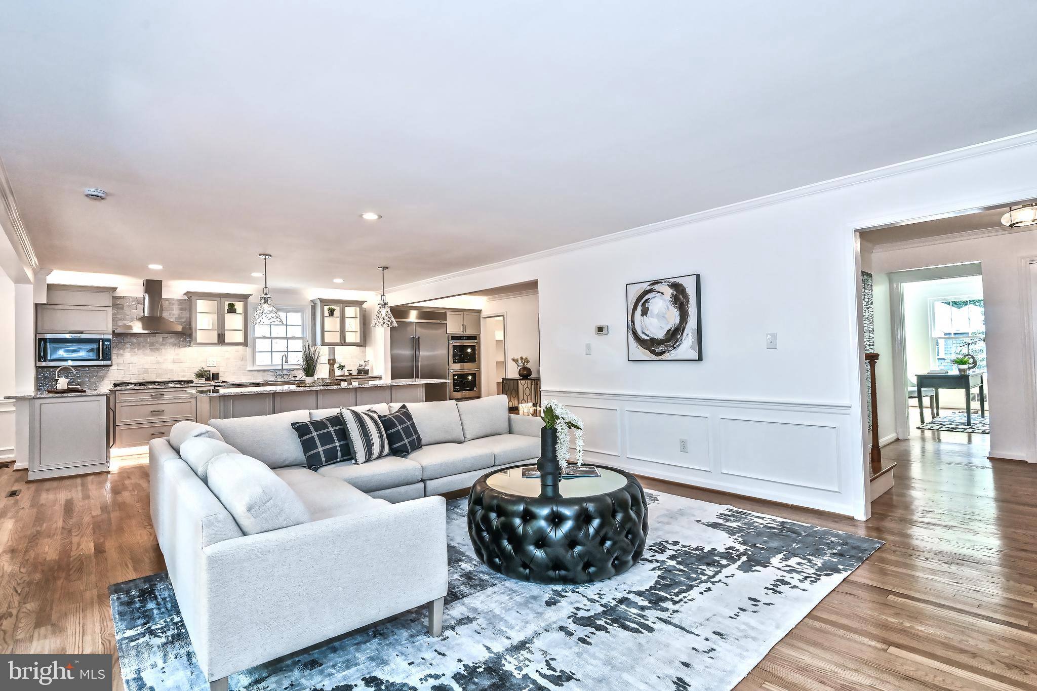 4410 Boxwood Road Bethesda, MD 20816 - Photo 5 of 101 Living Room/Open Kitchen