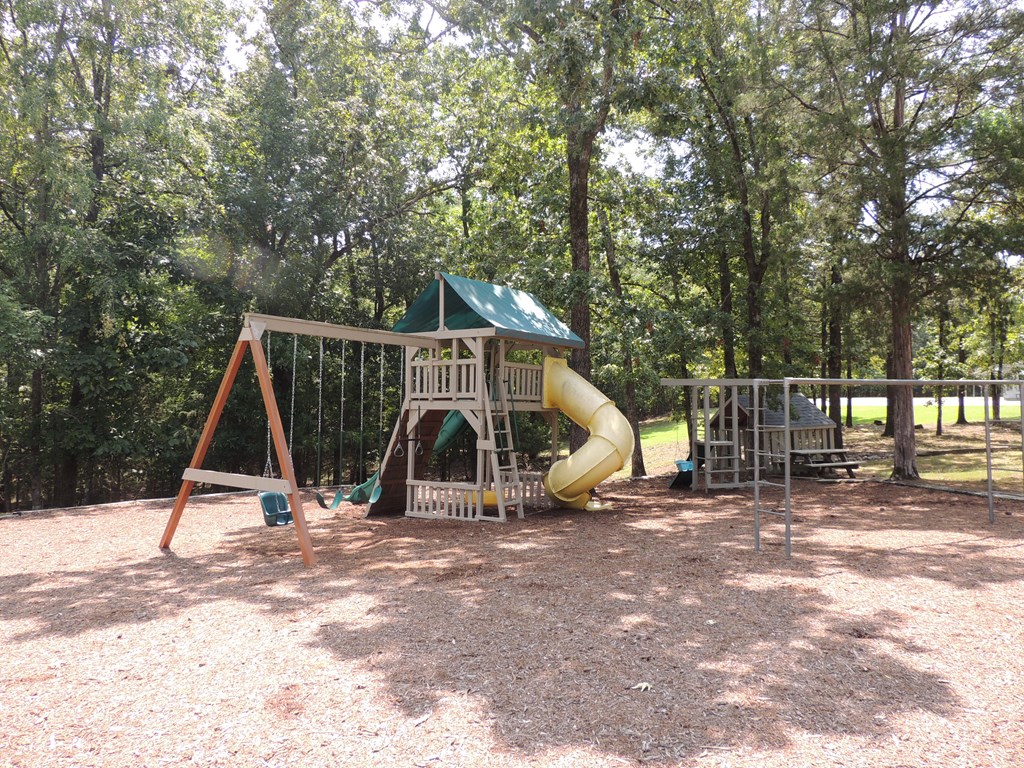 112 Ferry Cove Road Greenwood, SC 29649 - Photo 23 of 30 Gallery Image 23