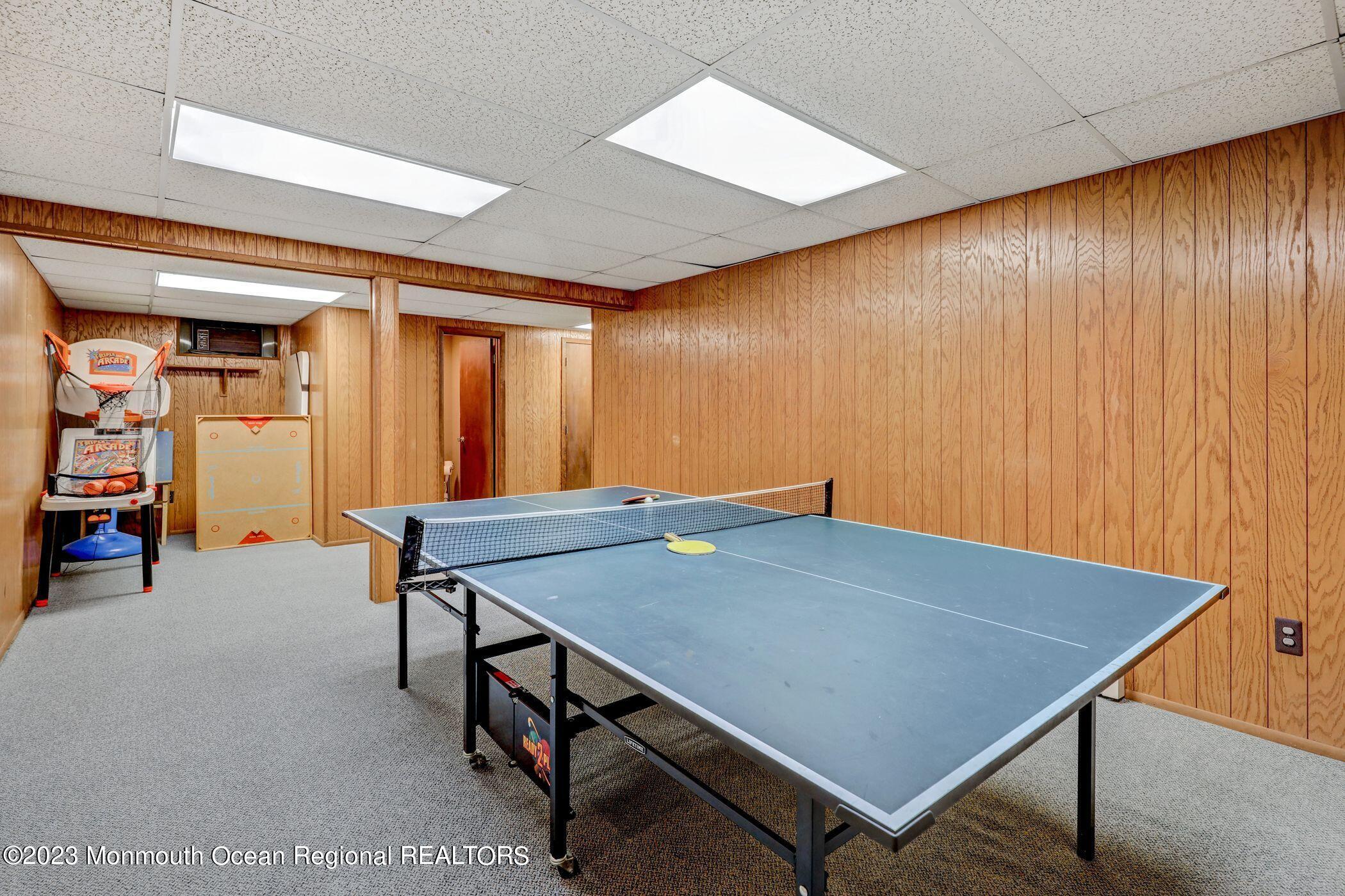 14 Nancy Road Marlboro, NJ 07746 - Photo 31 of 43 14 nancy finished basement #4