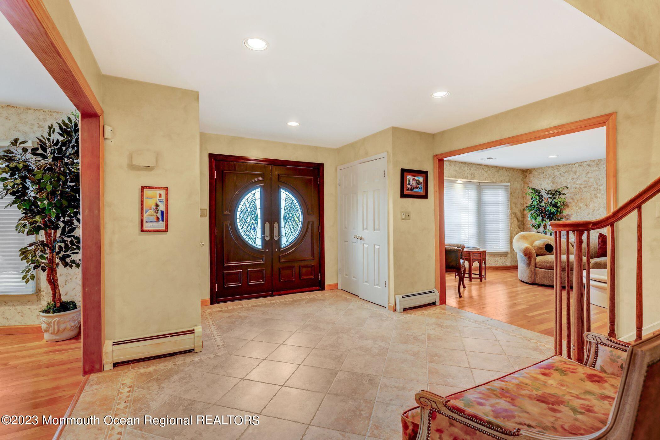 14 Nancy Road Marlboro, NJ 07746 - Photo 4 of 43 14 nancy foyer #3