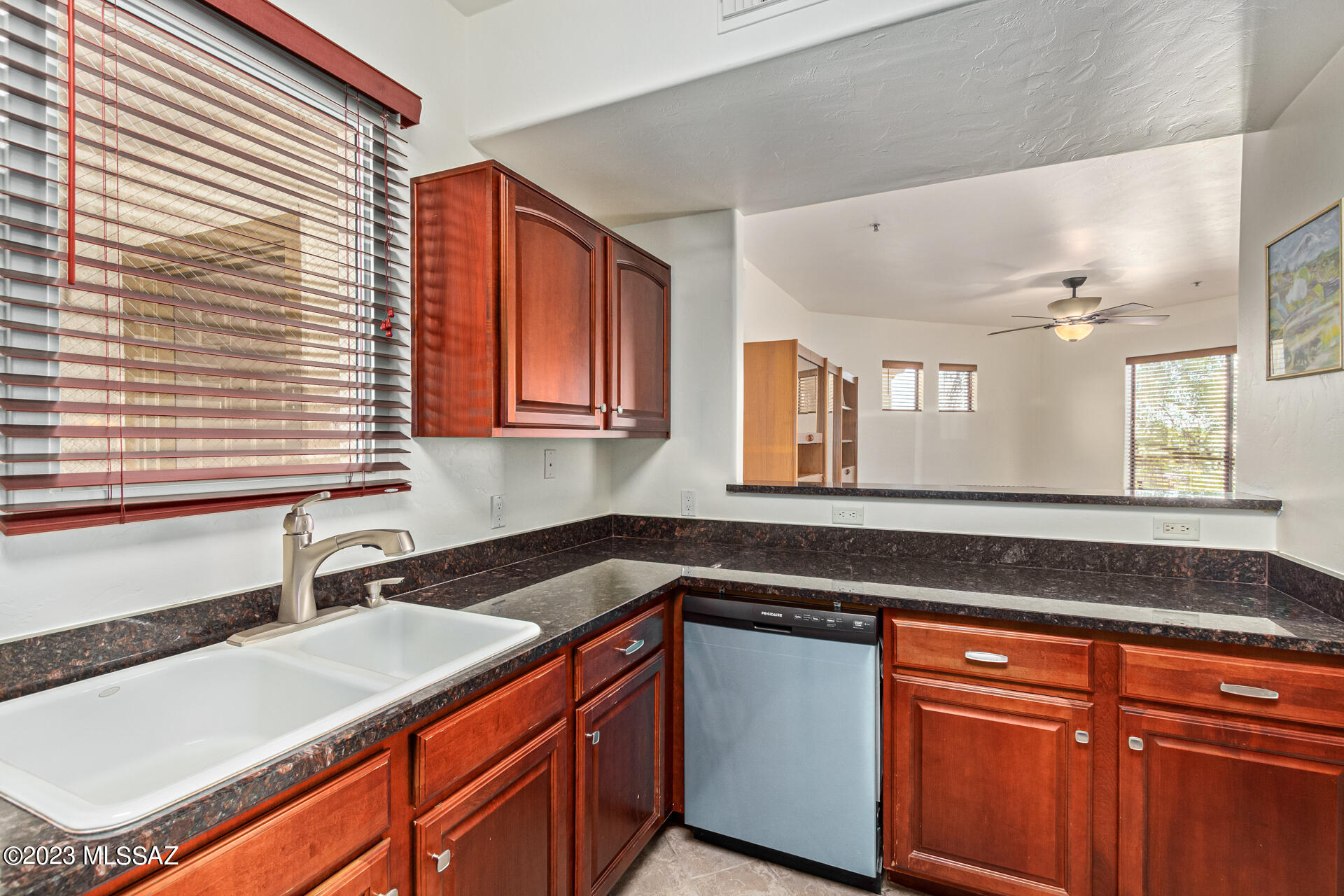 2550 East River Road, Unit 12204 Tucson, AZ 85718 - Photo 14 of 34