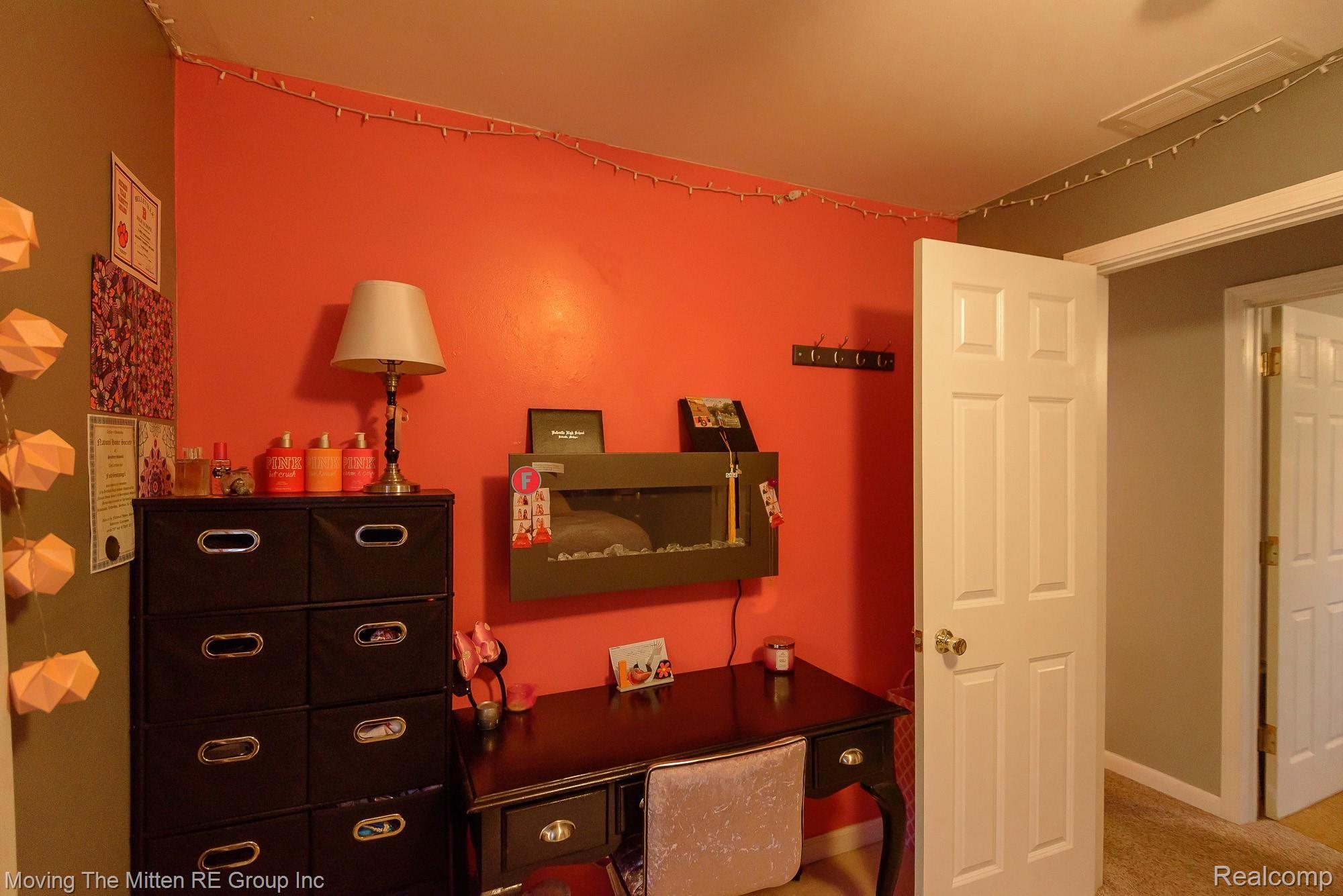 45781 Harris Road Belleville, MI 48111 - Photo 17 of 39 MTM_45781_harris-4.jpg
