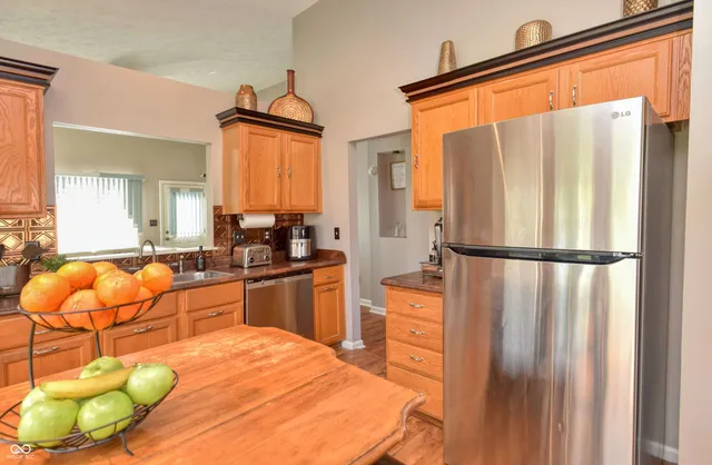 $258,000 | 10825 Sedgegrass Drive, Indianapolis, IN 46235