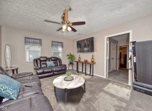 $258,000 | 10825 Sedgegrass Drive, Indianapolis, IN 46235