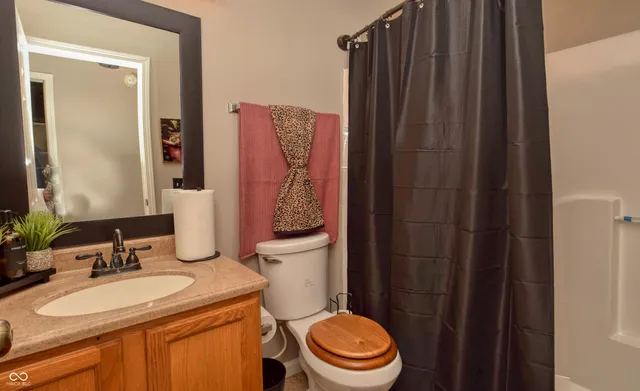 $258,000 | 10825 Sedgegrass Drive, Indianapolis, IN 46235