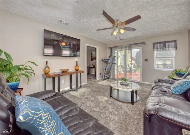 $258,000 | 10825 Sedgegrass Drive, Indianapolis, IN 46235