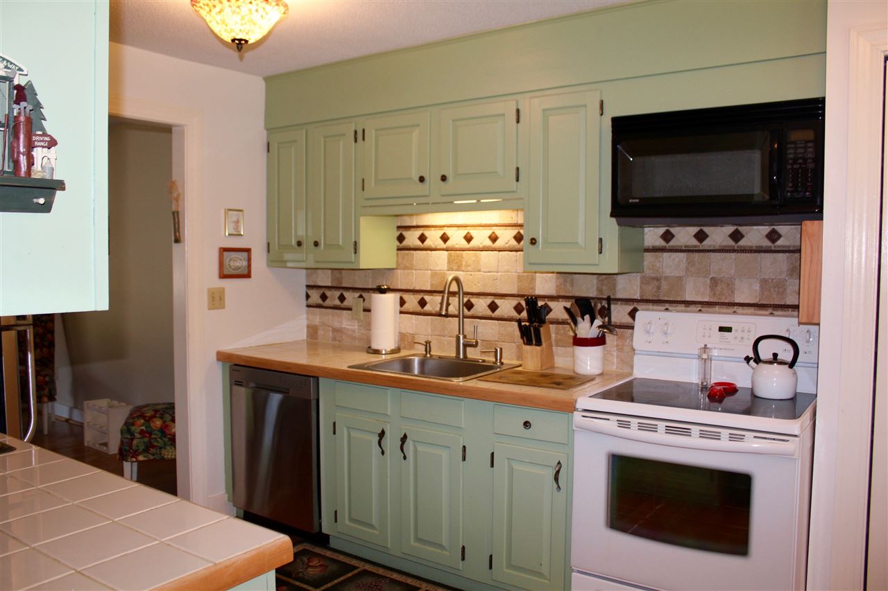 416 Lyman Batcheller Road, Unit D Hartford, VT 05059 - Photo 2 of 27 Gallery Image 2