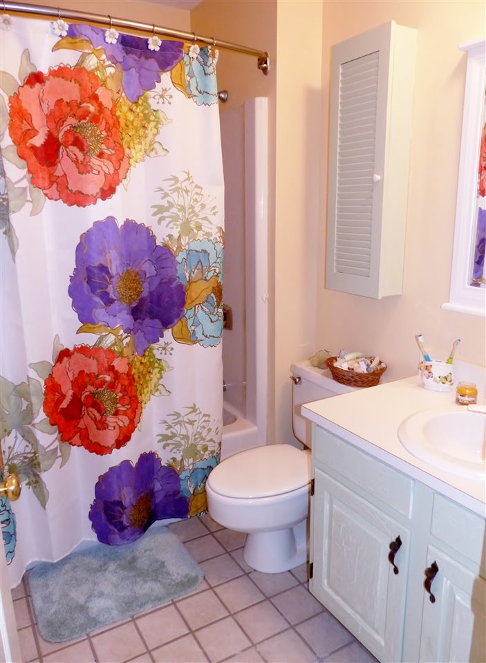416 Lyman Batcheller Road, Unit D Hartford, VT 05059 - Photo 14 of 27 Gallery Image 14