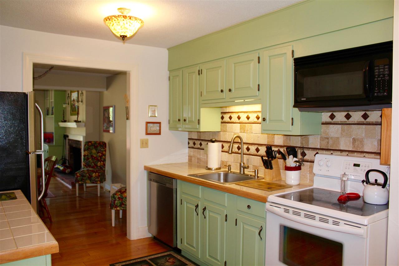 416 Lyman Batcheller Road, Unit D Hartford, VT 05059 - Photo 3 of 27 Gallery Image 3