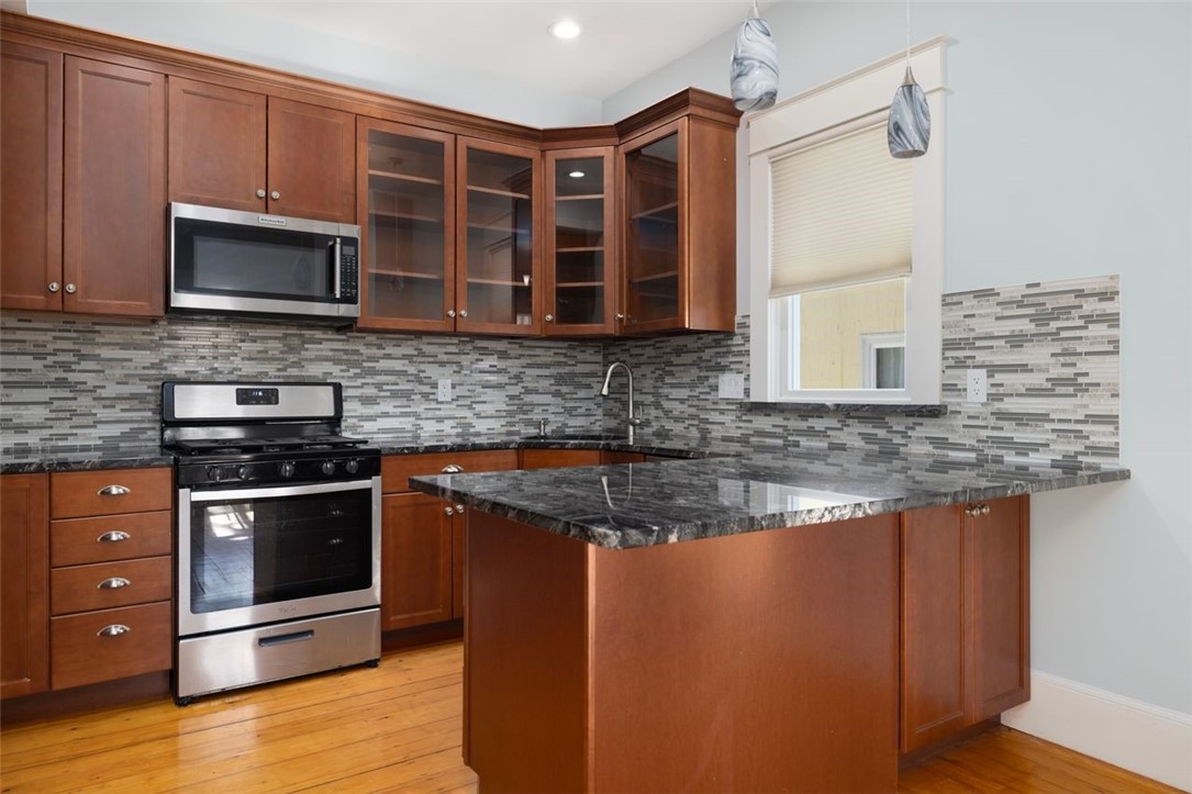 76 Pitman Street, Unit 1 Providence, RI 02906 - Photo 11 of 24