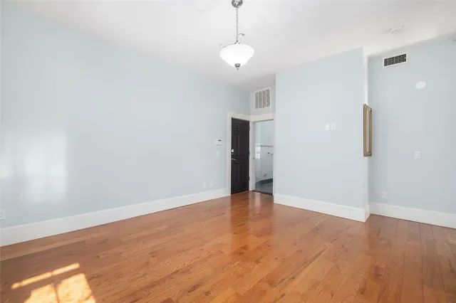 $2,200 | 76 Pitman Street, Unit 1, Providence, RI 02906