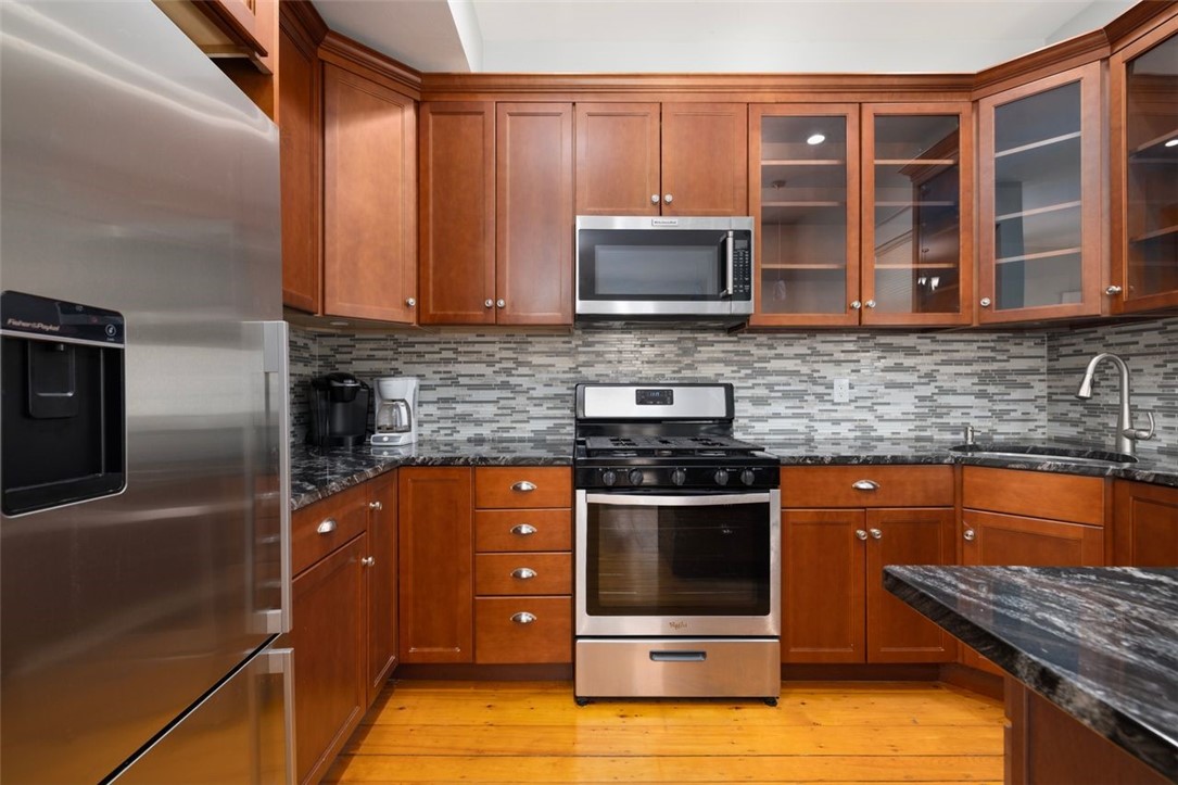 76 Pitman Street, Unit 1 Providence, RI 02906 - Photo 6 of 24