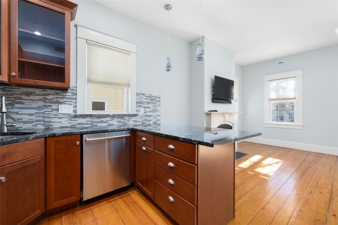 76 Pitman Street, Unit 1 Providence, RI 02906 - Photo 10 of 24