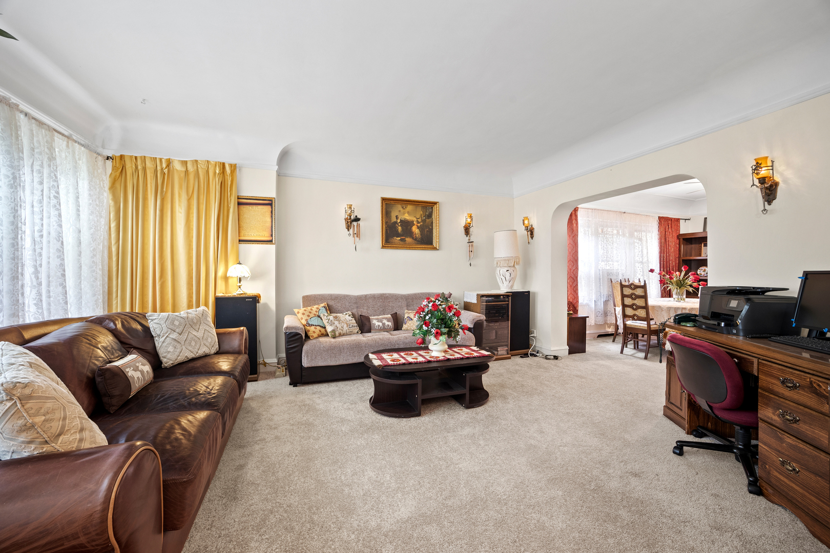5124 West Nelson Street Chicago, IL 60641 - Photo 3 of 21 a living room with furniture and a flat screen tv