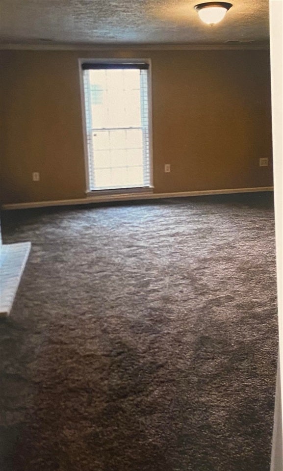 1211 Henson Road Bowling Green, KY 42104 - Photo 12 of 32 Gallery Image 12
