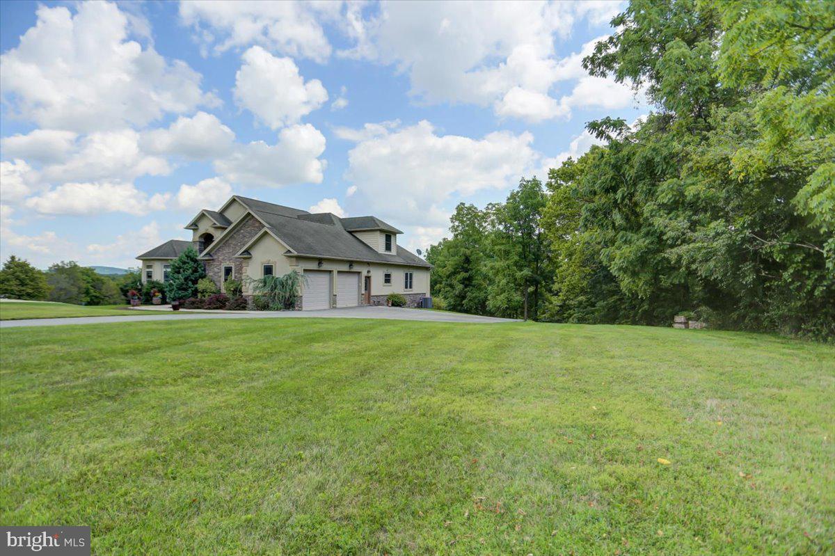 265 West Camping Area Road Dover, PA 17315 - Photo 4 of 82 Gallery Image 4