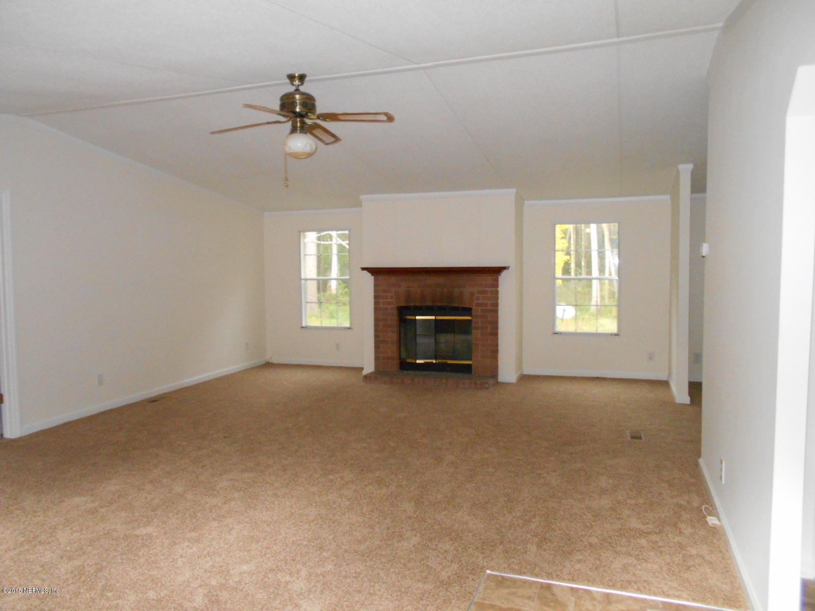 6567 Chestnut Road Macclenny, FL 32063 - Photo 3 of 18 Liv Rm