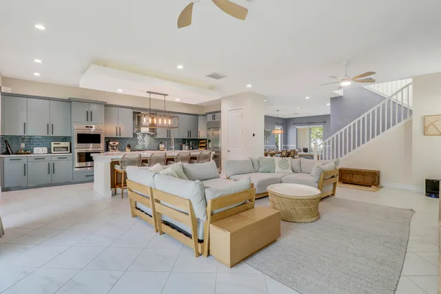 $1,599,000 | 5021 Grandiflora Road, Palm Beach Gardens, FL 33418