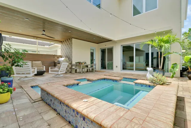 $1,599,000 | 5021 Grandiflora Road, Palm Beach Gardens, FL 33418