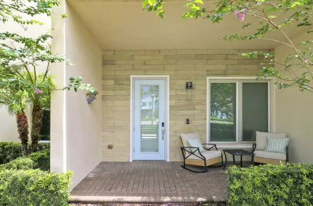 $1,599,000 | 5021 Grandiflora Road, Palm Beach Gardens, FL 33418