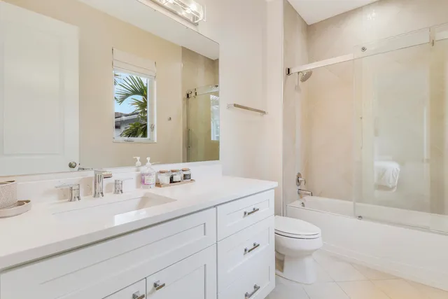 $1,599,000 | 5021 Grandiflora Road, Palm Beach Gardens, FL 33418