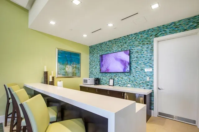 $1,599,000 | 5021 Grandiflora Road, Palm Beach Gardens, FL 33418