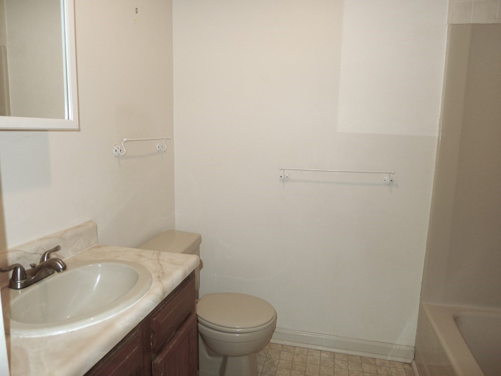 34 Lowell Road, Unit 8 Pepperell, MA 01463 - Photo 14 of 17 Gallery Image 14