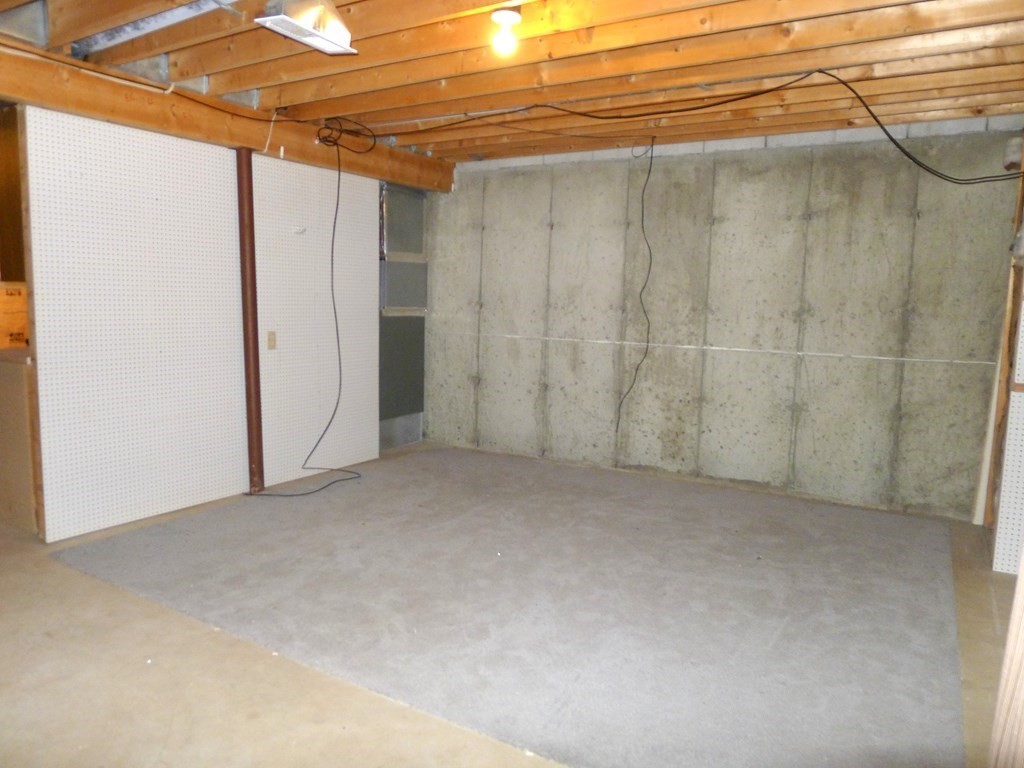 34 Lowell Road, Unit 8 Pepperell, MA 01463 - Photo 15 of 17 Gallery Image 15