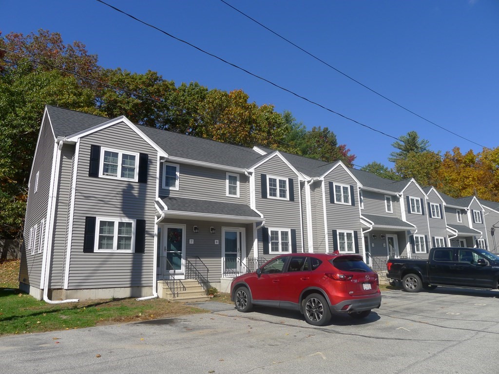 34 Lowell Road, Unit 8 Pepperell, MA 01463 - Photo 2 of 17 Gallery Image 2
