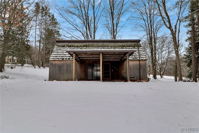 $2,250 | 2955 East Church Street, Eden, NY 14057