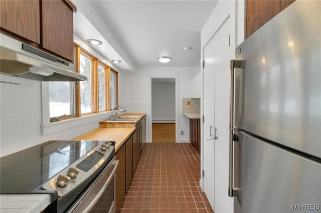 $2,250 | 2955 East Church Street, Eden, NY 14057