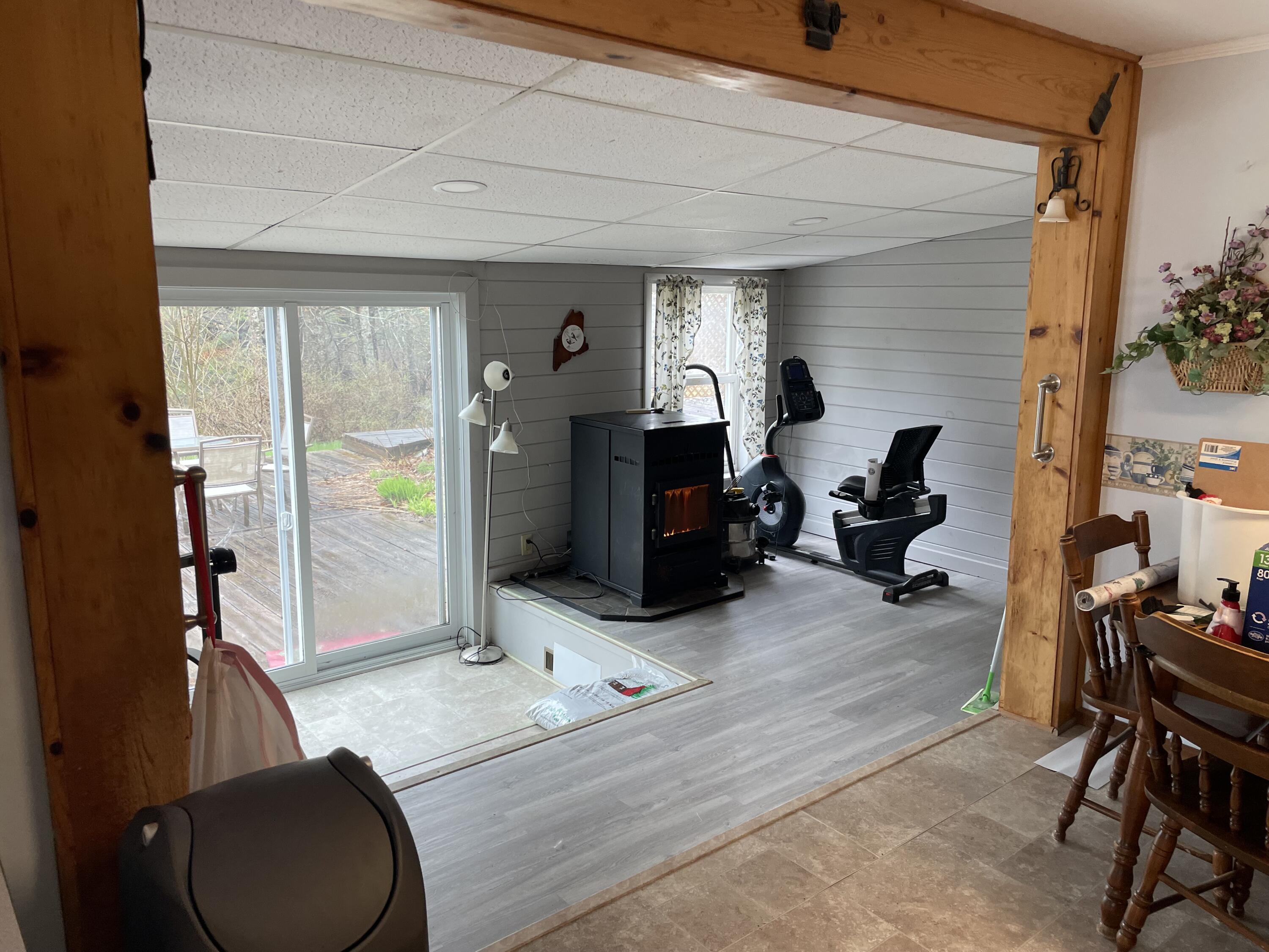 186 Ellms Road Ripley, ME 04930 - Photo 10 of 12 Nicloas sitting room