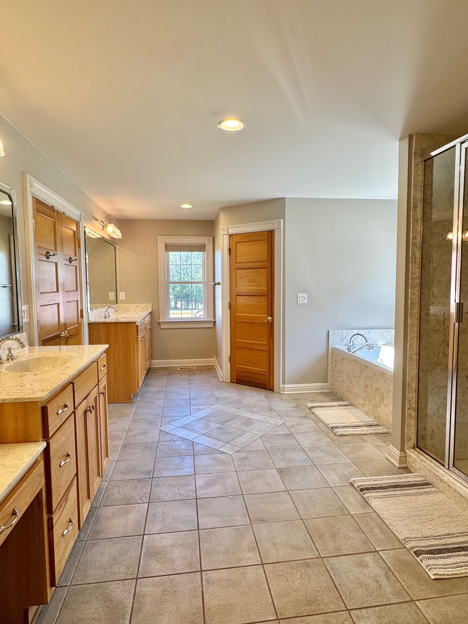 399 Edgar Meeks Road Burns, TN 37029 - Photo 25 of 28 a view of a bathroom with sink and mirror